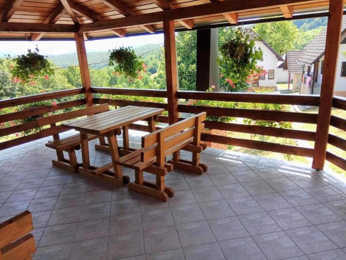 Apartments Poljanak Green House Plitvicka Jezera Ngoại thất bức ảnh